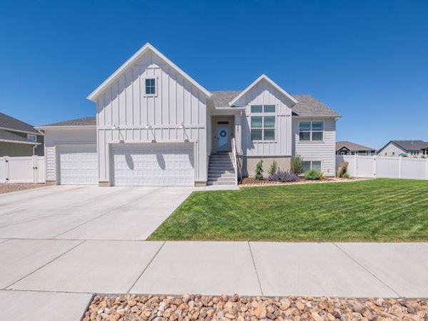 3561 S GREEN FARM WAY, West Haven, UT 84401
