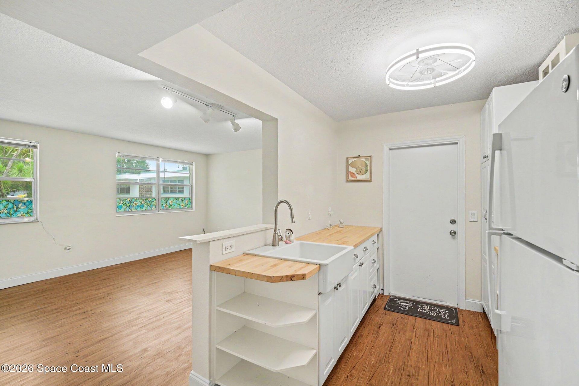 8401 N Atlantic Avenue, Unit B2, Cape Canaveral, FL 32920 Photo
