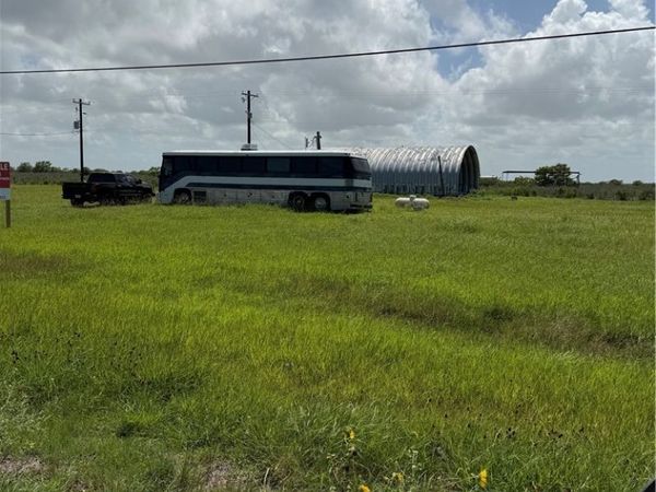 592 Washington Avenue, Port Lavaca, TX 77979
