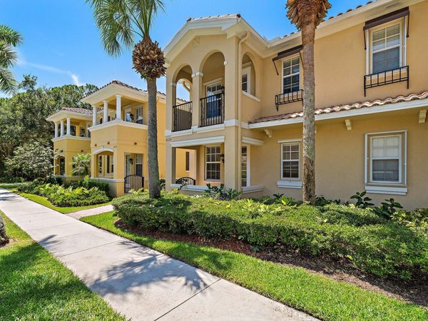 4526 Illicium Drive, Palm Beach Gardens, FL 33418
