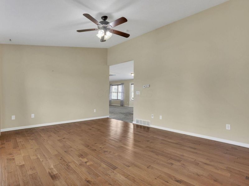 797 Hobart Avenue , Logan, OH 43138 Photo 10