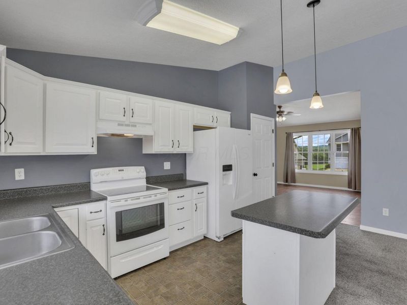 797 Hobart Avenue , Logan, OH 43138 Photo 13