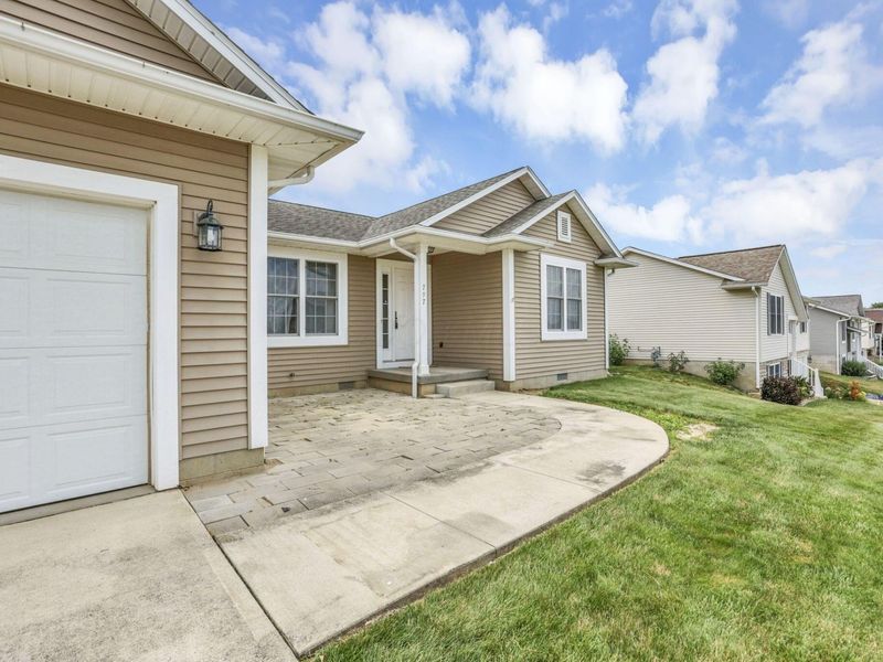 797 Hobart Avenue , Logan, OH 43138 Photo 5