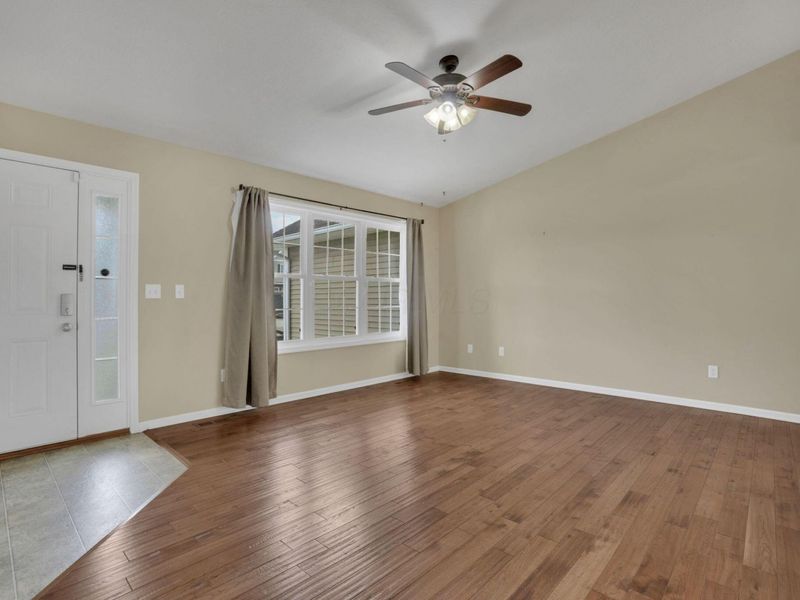 797 Hobart Avenue , Logan, OH 43138 Photo 9
