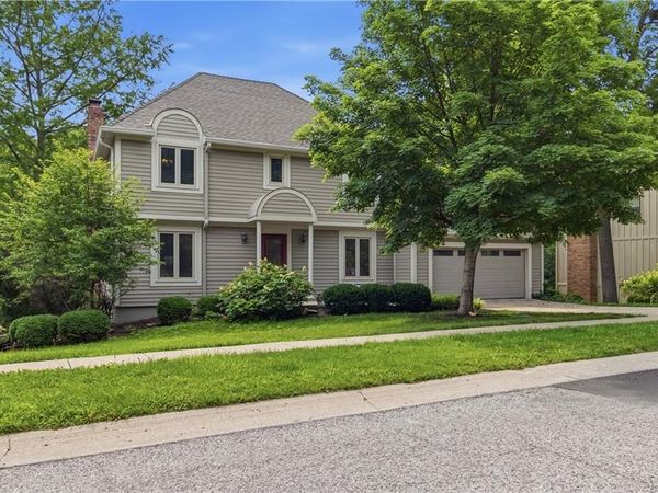 7905 Mullen Road, Lenexa, KS 66215