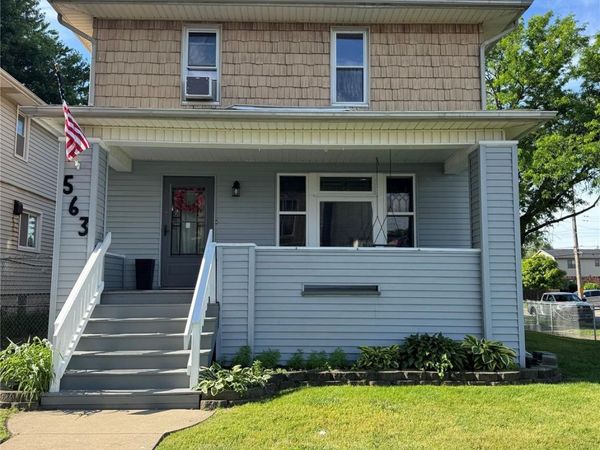 563 Eureka Road, Wyandotte, Mi 48192