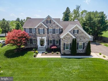 1410 LORTON DRIVE , EASTON, PA 18040