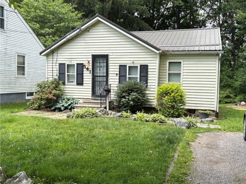 541 Clinton Street, Ravenna, OH 44266 Photo 2