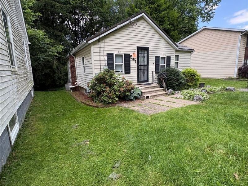 541 Clinton Street, Ravenna, OH 44266 Photo 3