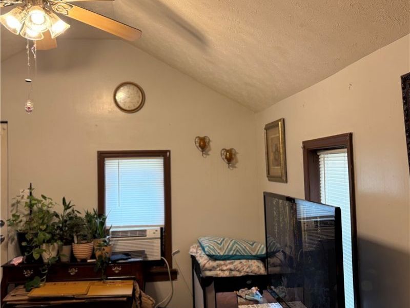 541 Clinton Street, Ravenna, OH 44266 Photo 8