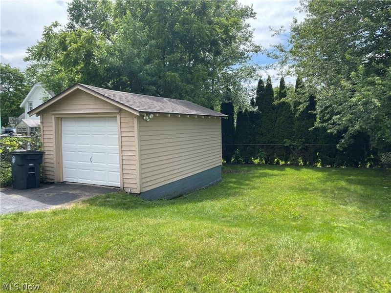 628 Garry Road, Akron, OH 44305 Photo 19