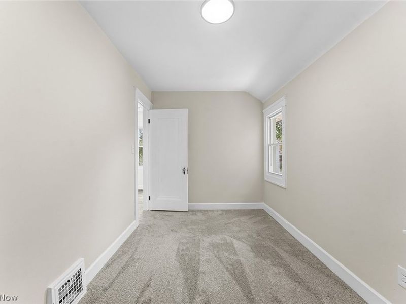 4650 Dornur Drive, Cleveland, OH 44109 Photo 22