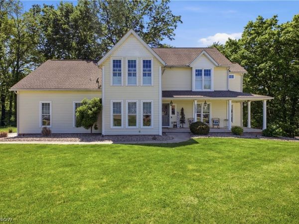 2692 Pitcher Plant Court , Uniontown, OH 44685