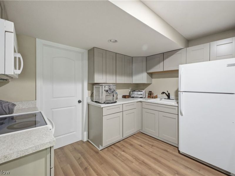 2692 Pitcher Plant Court , Uniontown, OH 44685 Photo 29