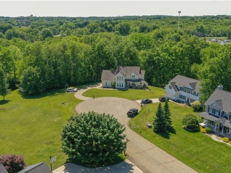 2692 Pitcher Plant Court, Uniontown, OH 44685 Photo 4