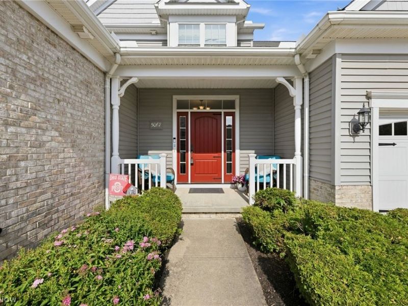 5067 Shepherds Glen , Willoughby, OH 44094 Photo 2