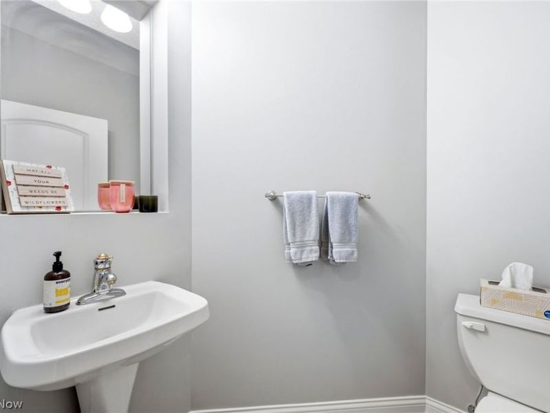 5067 Shepherds Glen , Willoughby, OH 44094 Photo 22