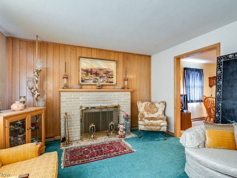 550 E Carrollton Street , Magnolia, OH 44643 Photo 4