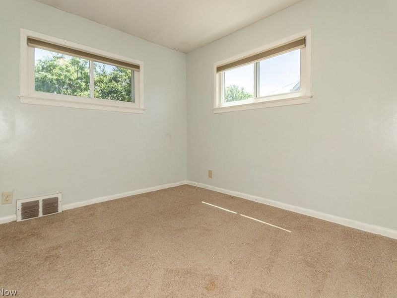 721 Pendley Road , Willowick, OH 44095 Photo 17