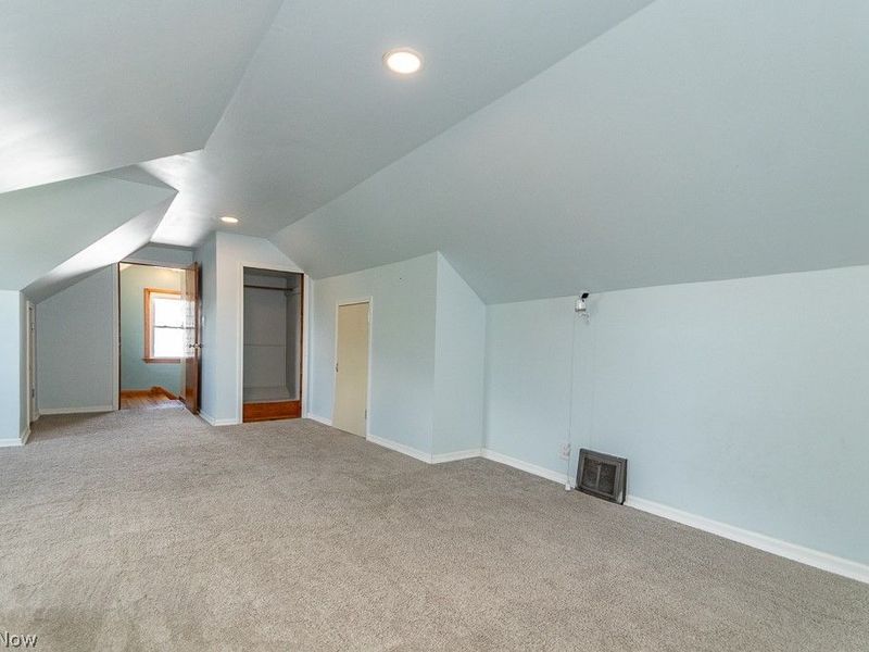 721 Pendley Road , Willowick, OH 44095 Photo 26
