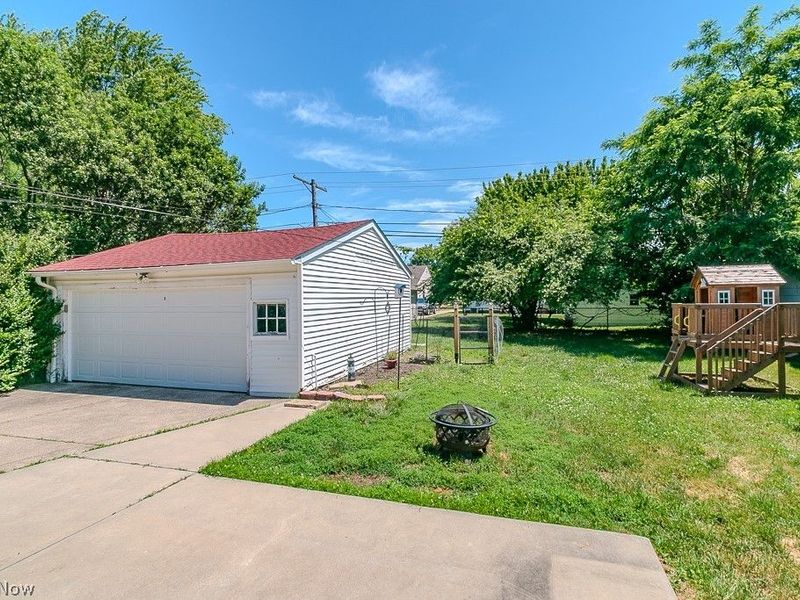 721 Pendley Road , Willowick, OH 44095 Photo 35