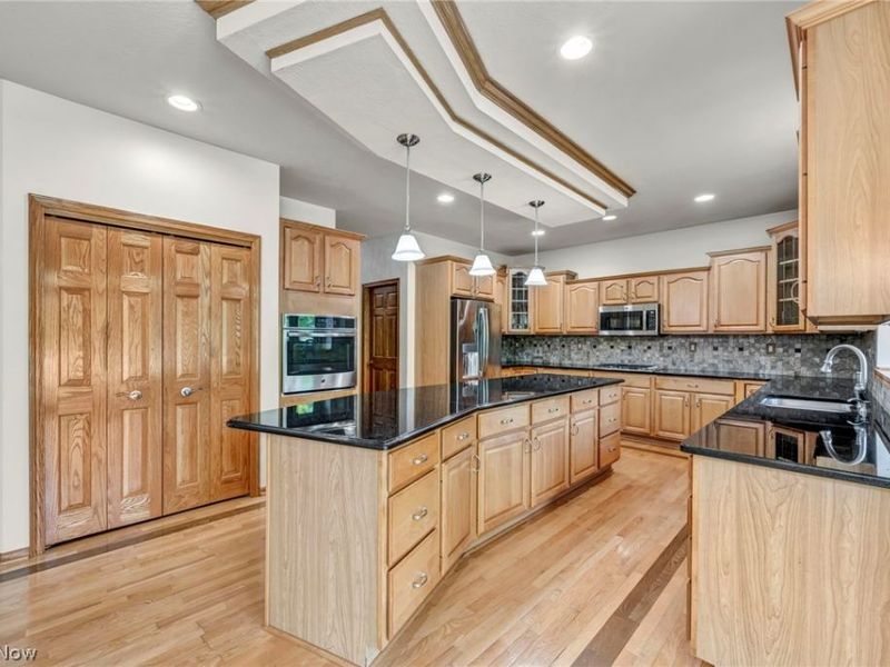 7397 Cherry Hill Lane , Broadview Heights, OH 44147 Photo 5