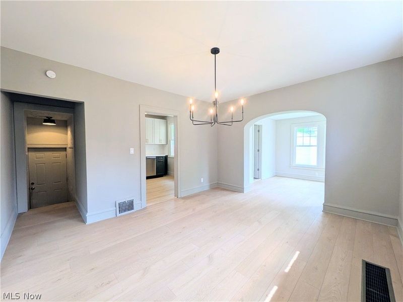 3270 Yorkshire Road , Cleveland Heights, OH 44118 Photo 10