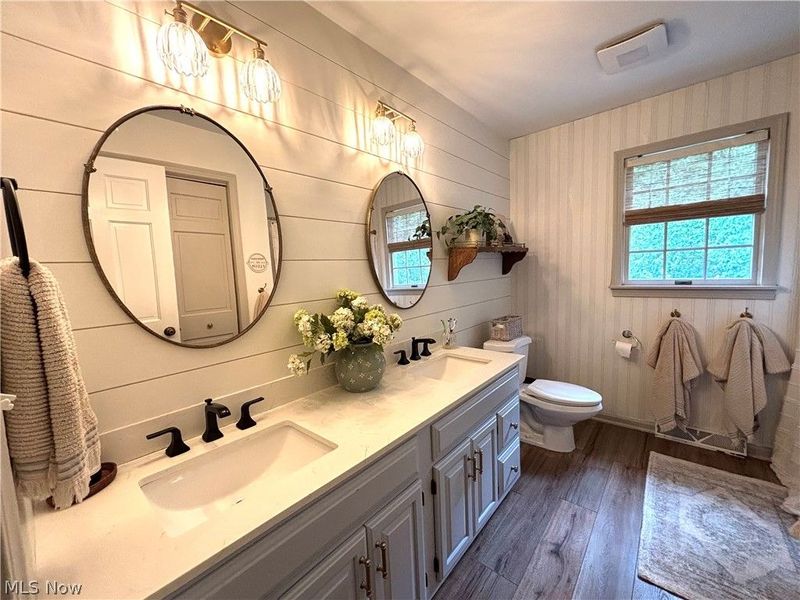 8268 Hilltop Drive , Poland, OH 44514 Photo 38