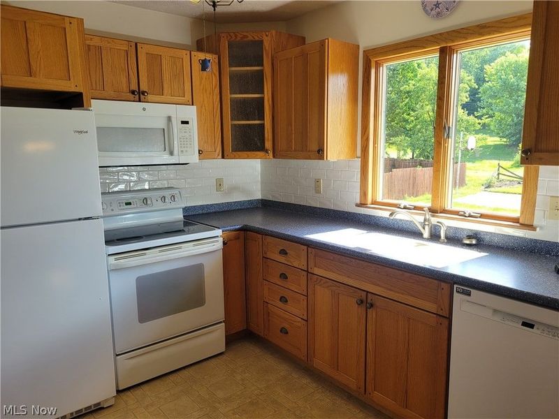 3779 S Hametown Road , Norton, OH 44203 Photo 8