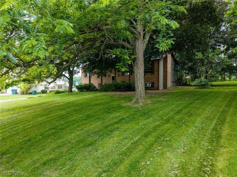 5520 Apple Ridge Circle , Clinton, OH 44216 Photo 2