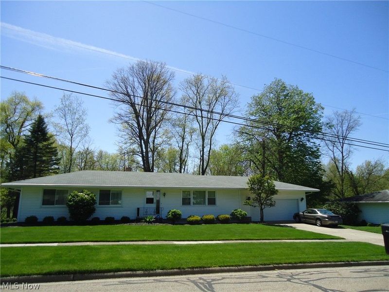 166 W Garwood Drive , Tallmadge, OH 44278 Photo 3