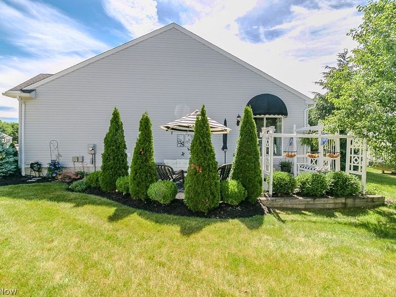 9072 Devonshire Drive, Olmsted Falls, OH 44138 Photo 31