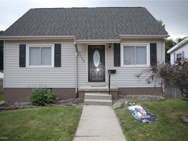 1258 Vane Avenue , Akron, OH 44310