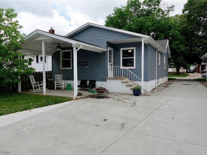 1325 Elmwood Road, Mayfield Heights, OH 44124 Photo 5