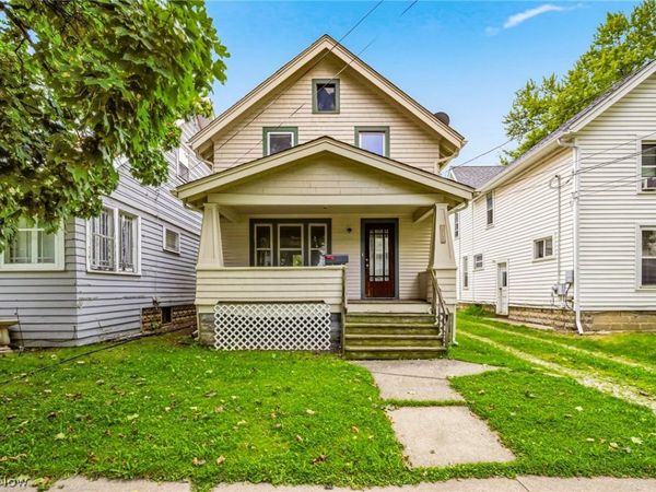 618 W 57th Street, Ashtabula, OH 44004