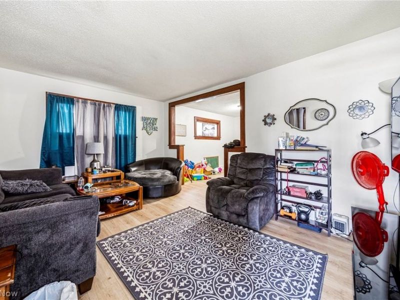618 W 57th Street , Ashtabula, OH 44004 Photo 10
