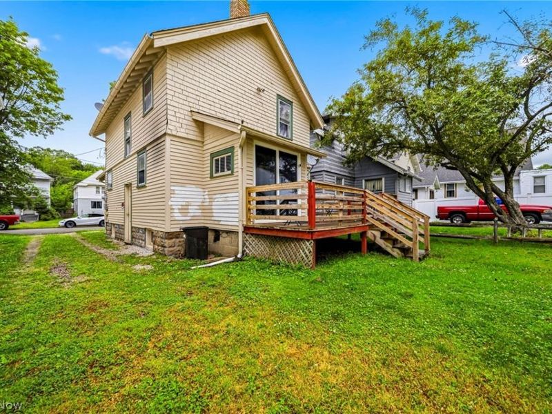 618 W 57th Street , Ashtabula, OH 44004 Photo 6