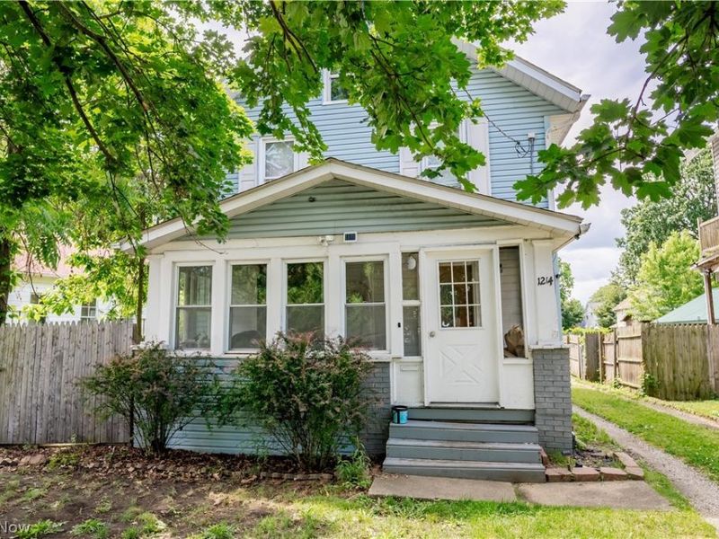 1214 W Wilbeth Road , Akron, OH 44314 Photo 2