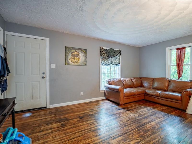 892 Hayden Avenue , Akron, OH 44320 Photo 11