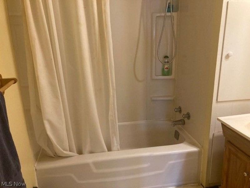 13120 Kirton Avenue , Cleveland, OH 44135 Photo 8