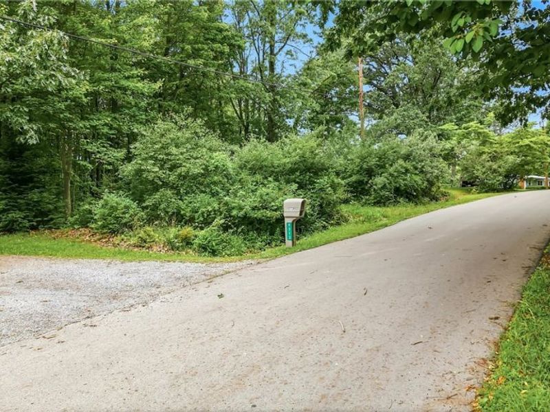 Tomahawk Drive , Negley, OH 44441 Photo 10