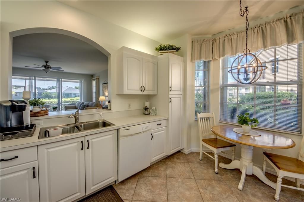 9321 Alamander Ct, Unit 204, Fort Myers, FL 33919 Photo