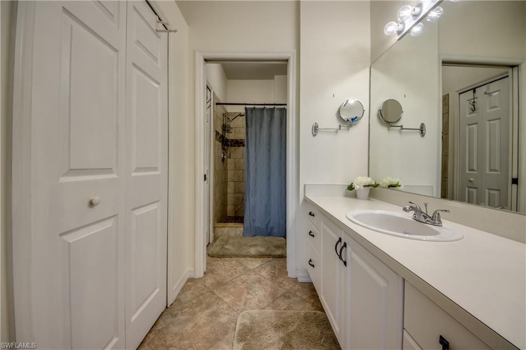 9321 Alamander Ct, Unit 204, Fort Myers, FL 33919 Photo