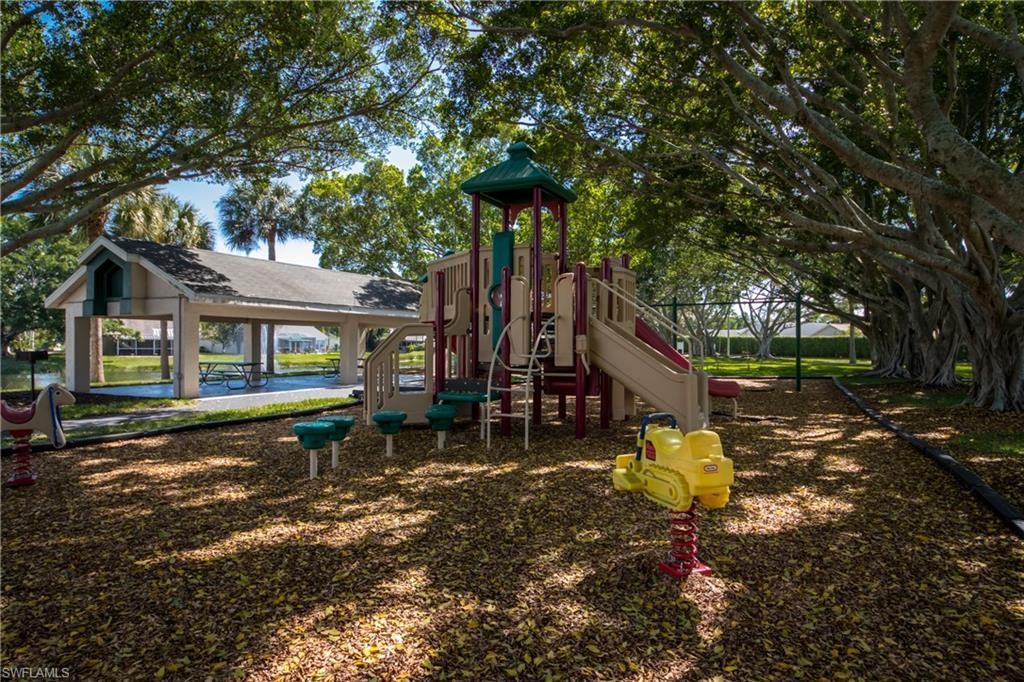9321 Alamander Ct, Unit 204, Fort Myers, FL 33919 Photo