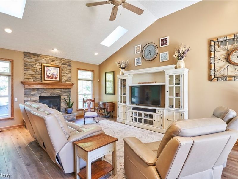 4068 Forest Run Circle , Medina, OH 44256 Photo 3