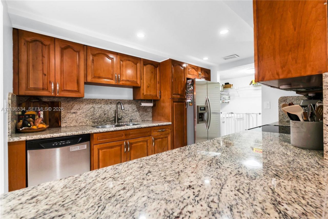 13340 SW 88th Ter, Unit D, Miami, FL 33186 Photo