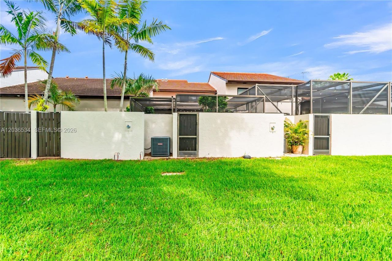 13340 SW 88th Ter, Unit D, Miami, FL 33186 Photo