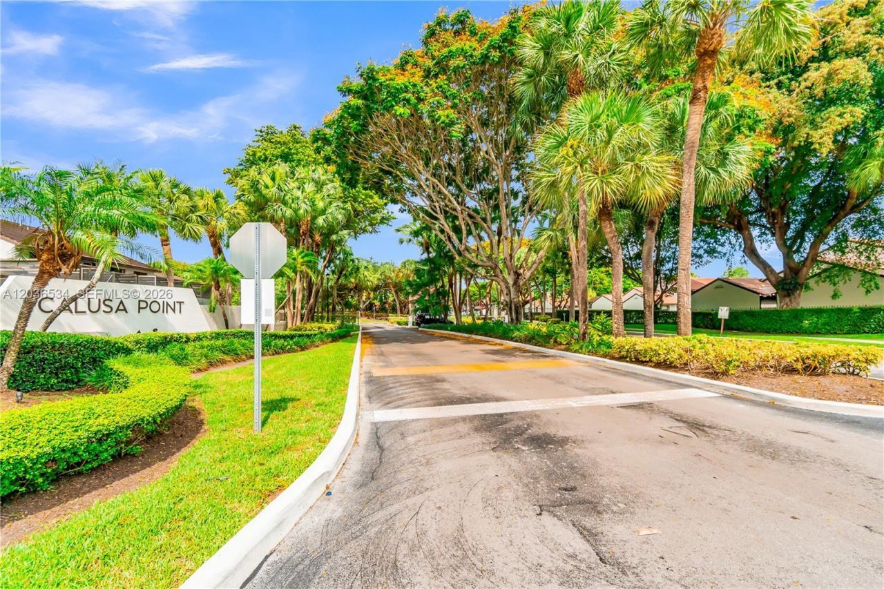 13340 SW 88th Ter, Unit D, Miami, FL 33186 Photo