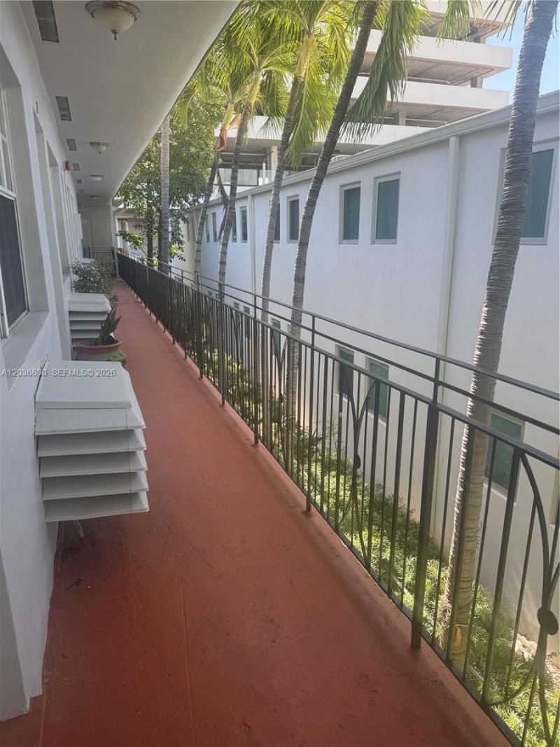 1611 West Ave, Unit 10, Miami Beach, FL 33139 Photo