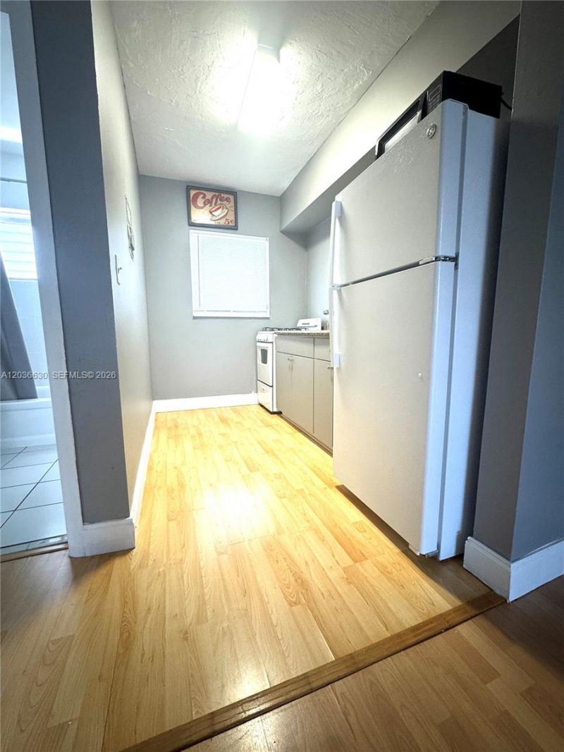 1611 West Ave, Unit 10, Miami Beach, FL 33139 Photo